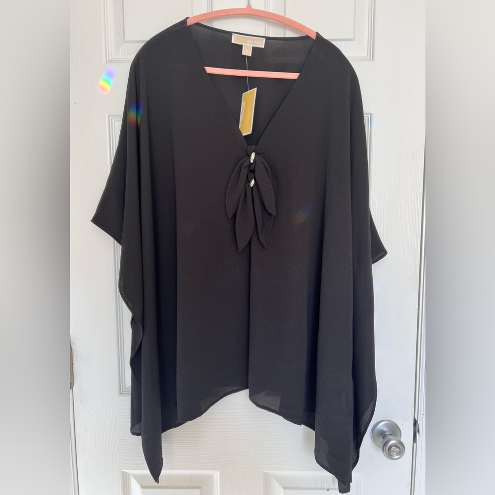 Michael Kors NWT black drapey top 3X